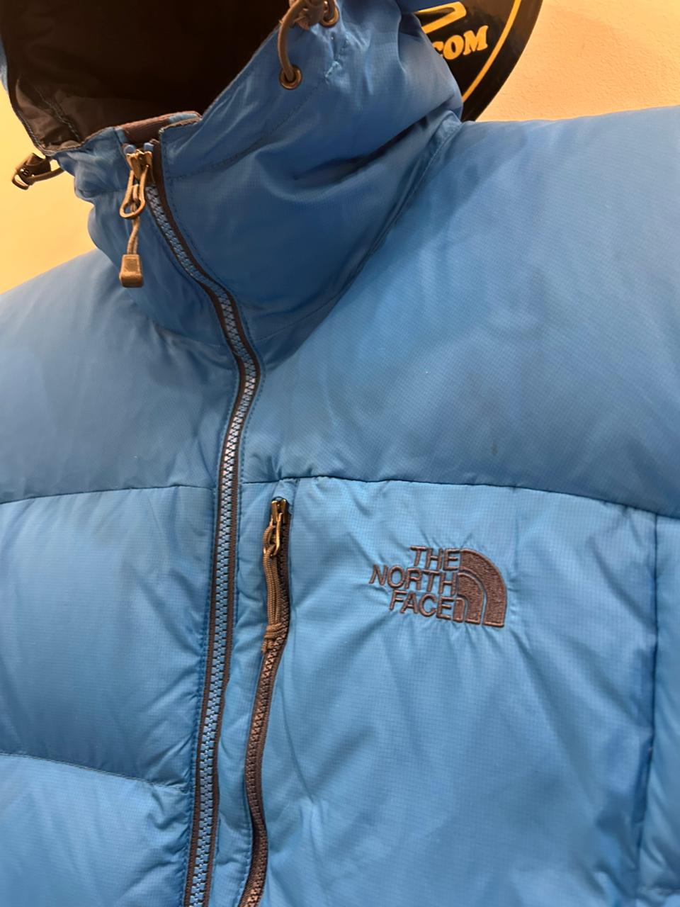The North Face Ultra Lightweight Packable Puffer Jacket (NF17)