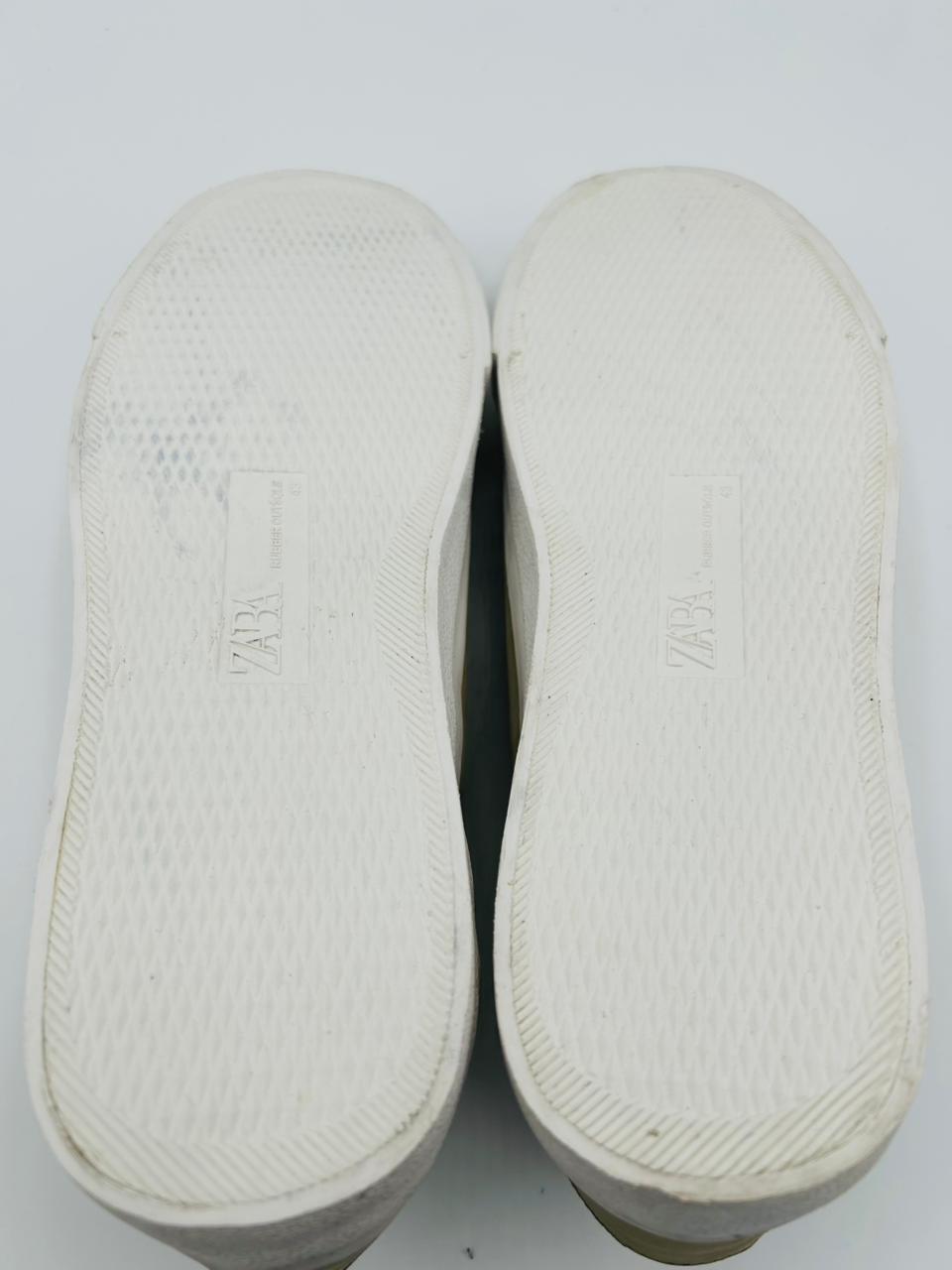 Zara Lace Up Sneakers