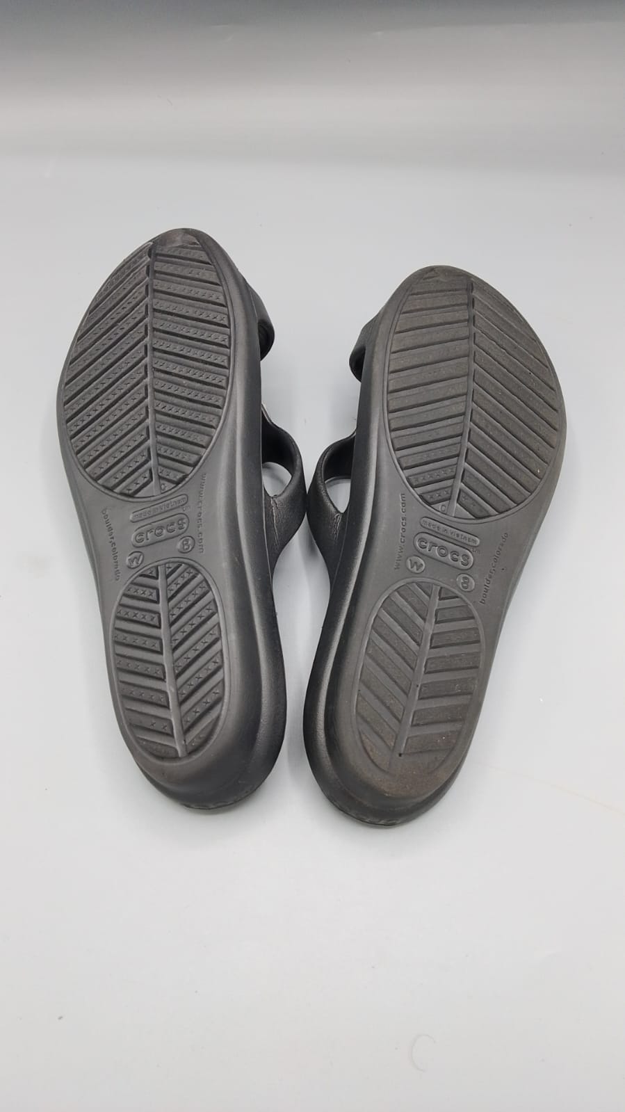 Crocs Women’s Sanrah Circle Sandals