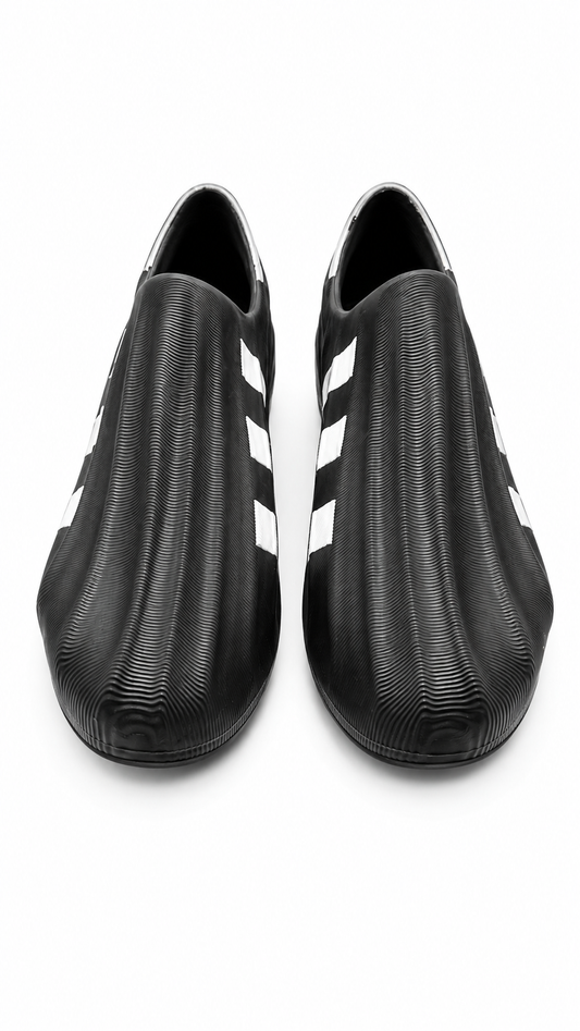 Addidasavant garde style sneaker