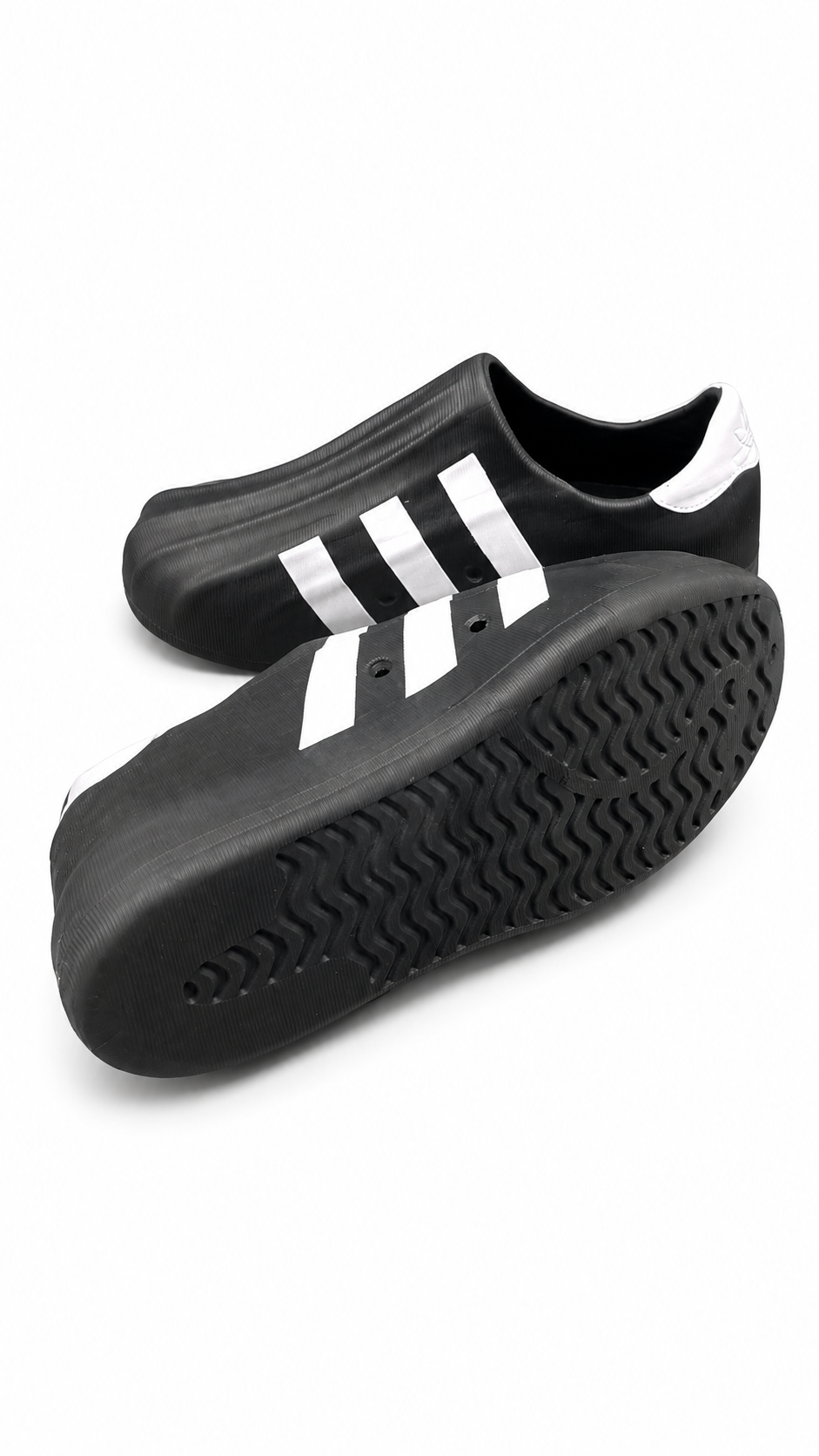Addidasavant garde style sneaker