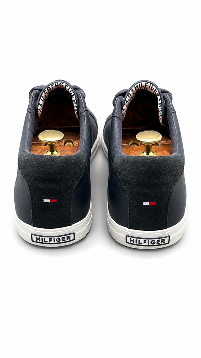 Tommy Hilfiger low-top leather sneaker