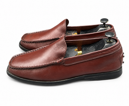 Tod's minimalist loafers