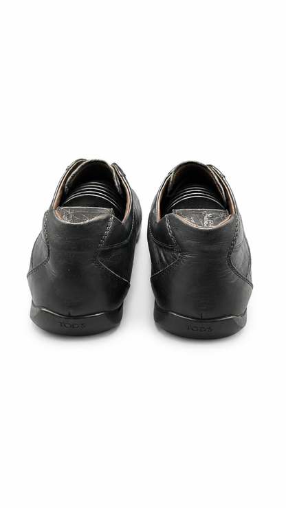 Tod's black leather sneaker
