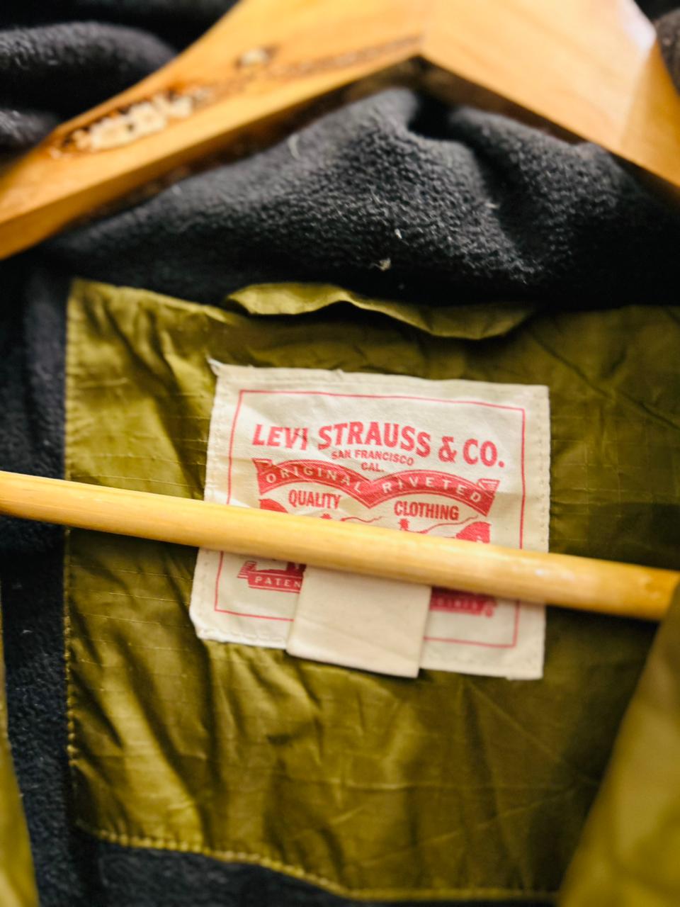 Levi's Puffer Jacket