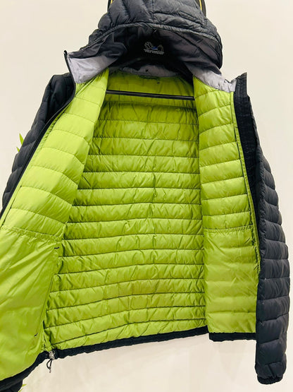 Kathmandu Ultra Lightweight Hooded Puffer Jacket