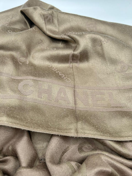 Channel Women's Scarf