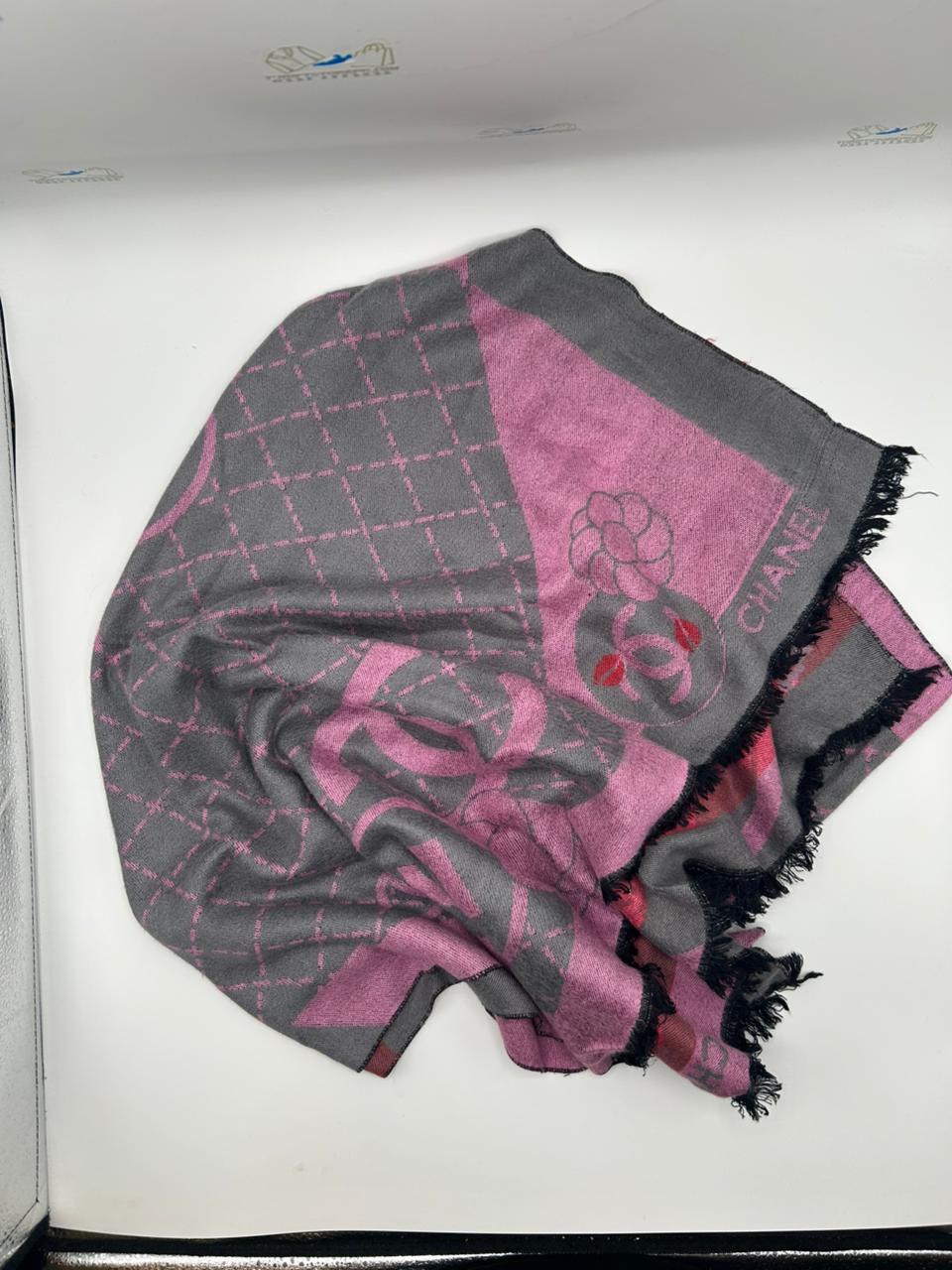 Channel Women's Scarf