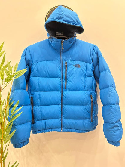 The North Face Ultra Lightweight Packable Puffer Jacket (NF17)