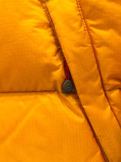 The North Face Windstopper Ultra Lightweight Packable Hooded Puffer Jacket (NF16)