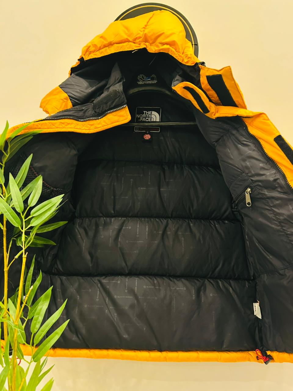The North Face Windstopper Ultra Lightweight Packable Hooded Puffer Jacket (NF16)