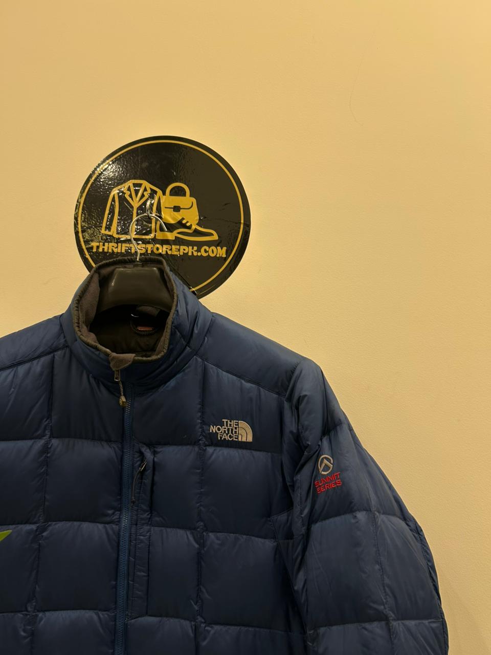 The North Face Ultra Lightweight Packable Puffer Jacket (NF11)