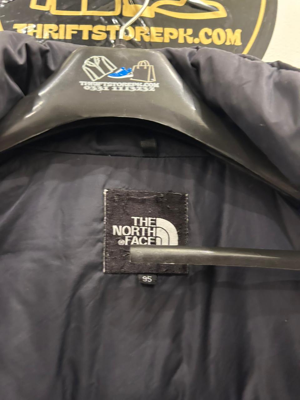 The North Face Ultra Lightweight Packable Puffer Jacket (NF8)