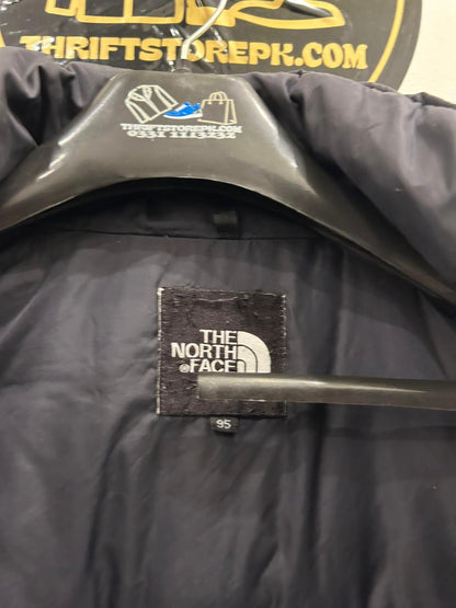 The North Face Ultra Lightweight Packable Puffer Jacket (NF8)