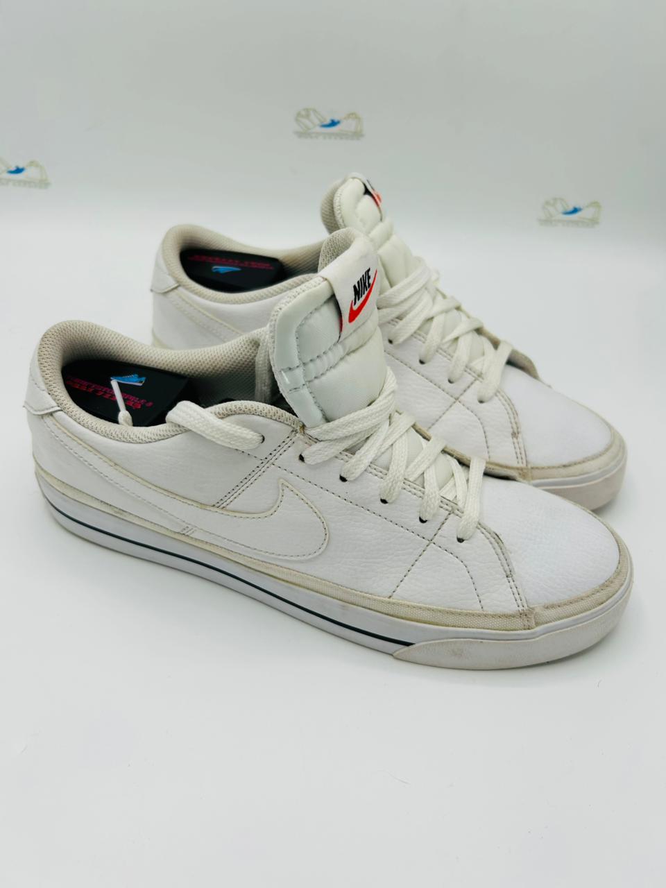 Nike Court Legacy Sneakers