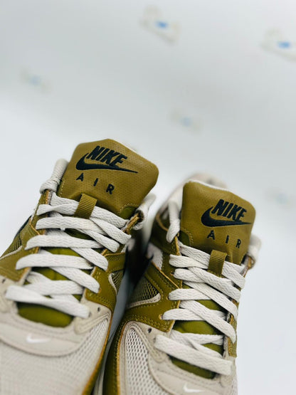 Nike Air Max Command Sneakers