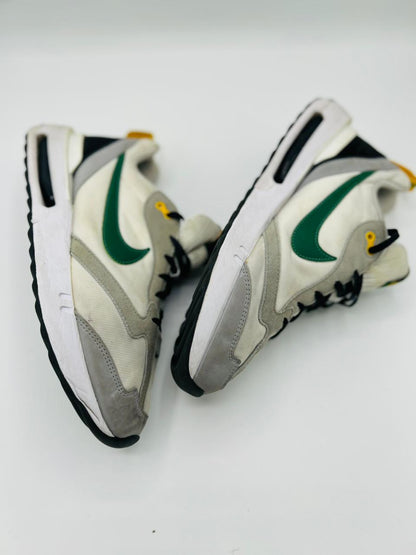 Nike Air Max Dawn Sneakers