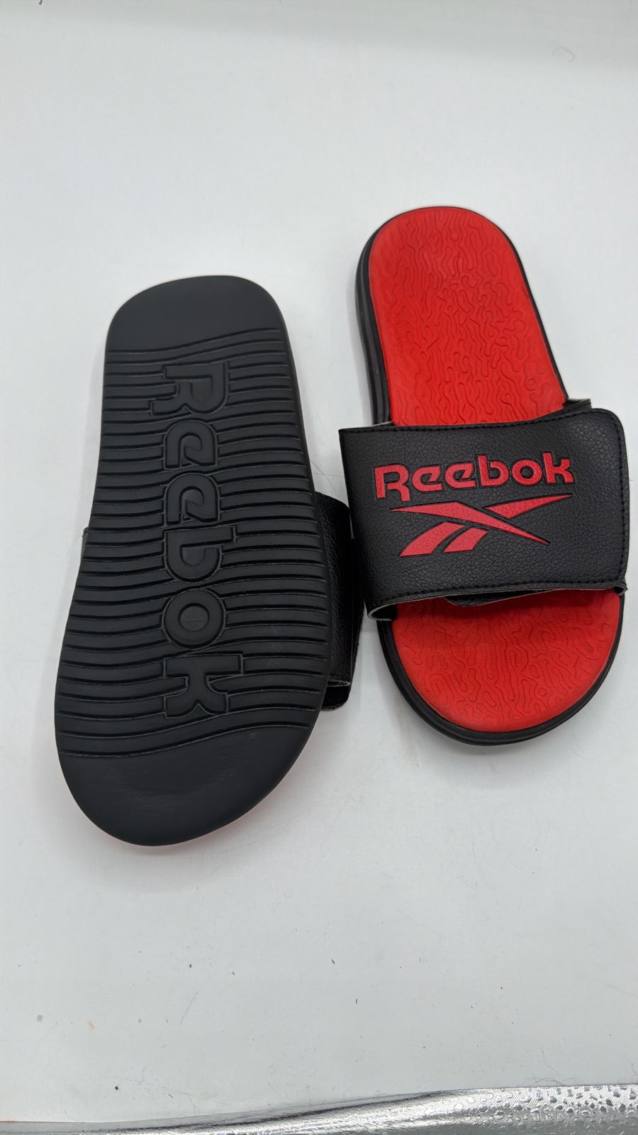 Reebok Classic Slides (TSPK 0013)