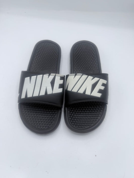 Nike Benassi JDI Men’s Slide Sandals