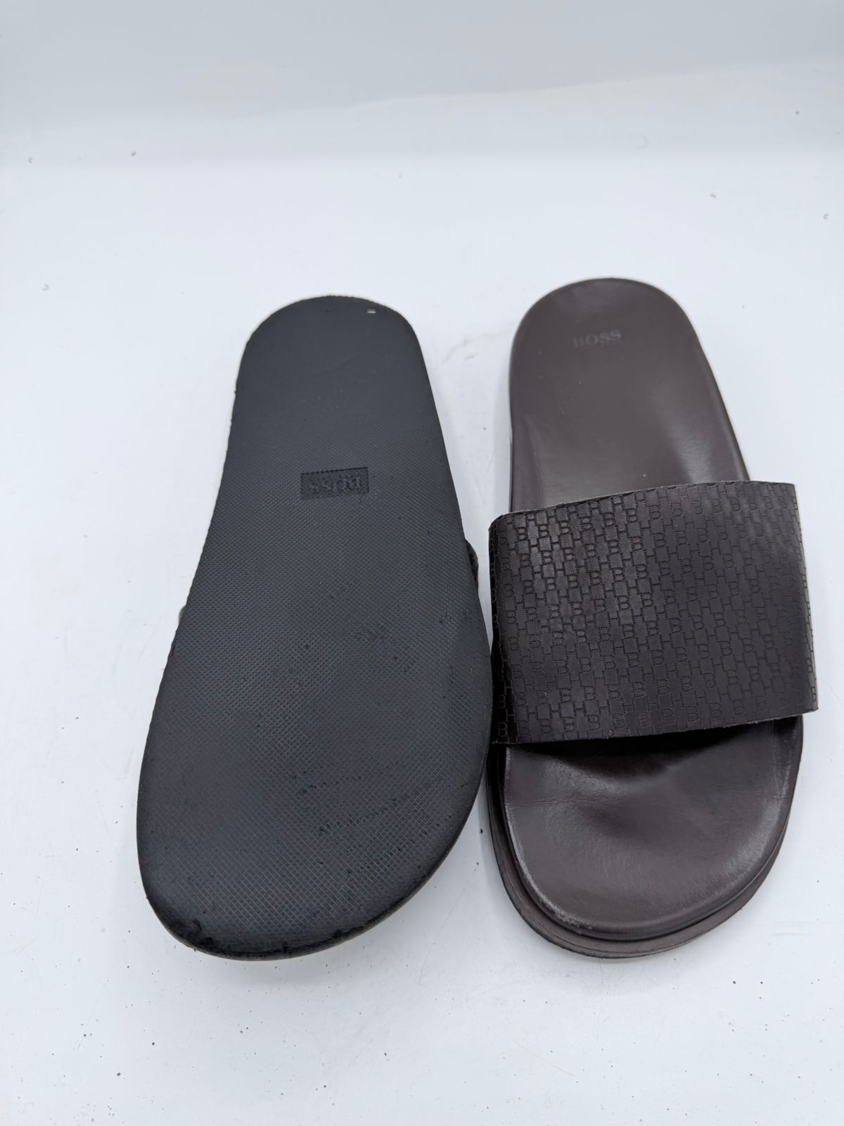 HUGO BOSS Patterned Leather Slider Sandal (TSPK 0029)