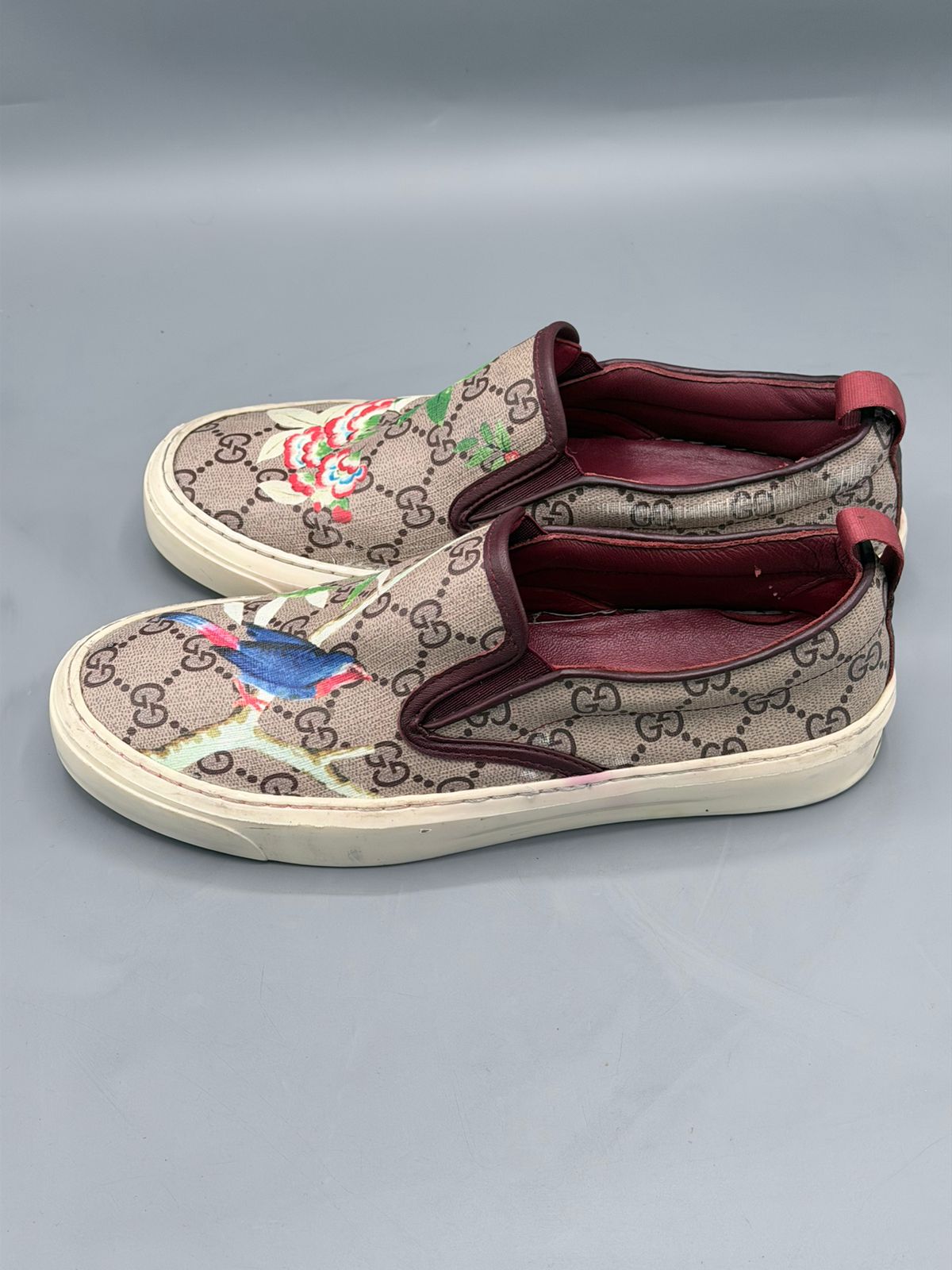 Gucci GG Supreme Tian Print Slip-On Sneakers (TSPK 0009)