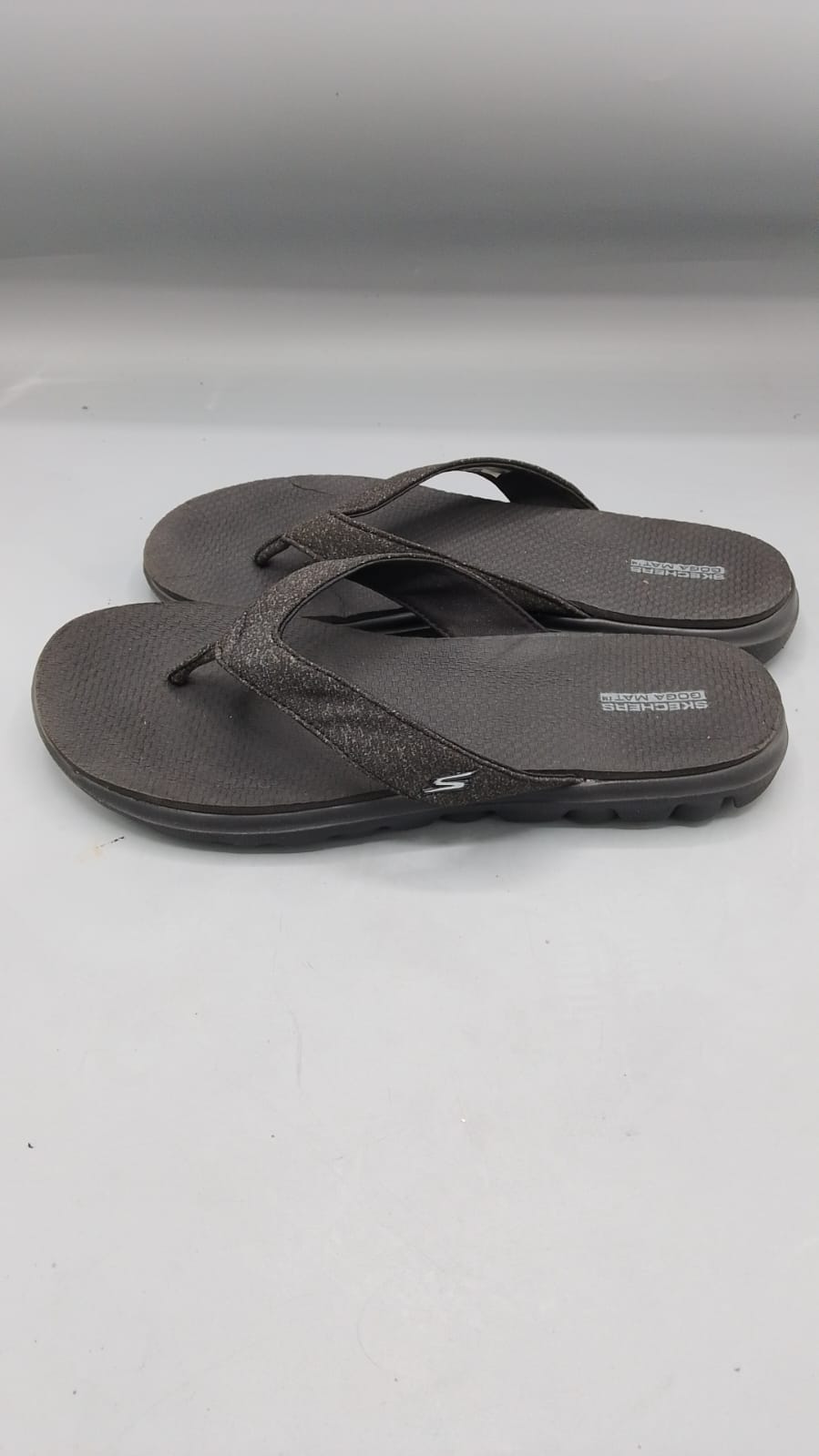 Skechers Men’s GO WALK Arch Fit Sandals