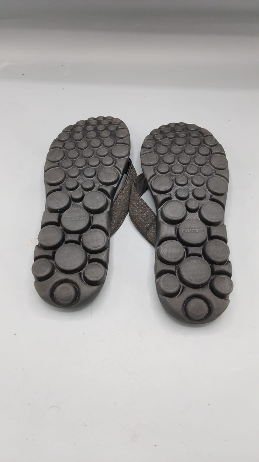 Skechers Men’s GO WALK Arch Fit Sandals