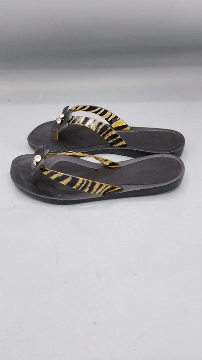 Guess Tutu Bow Thong Sandals