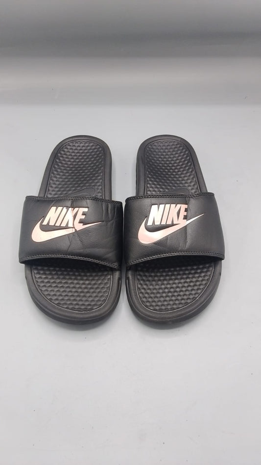 Nike Women’s Benassi JDI Slides
