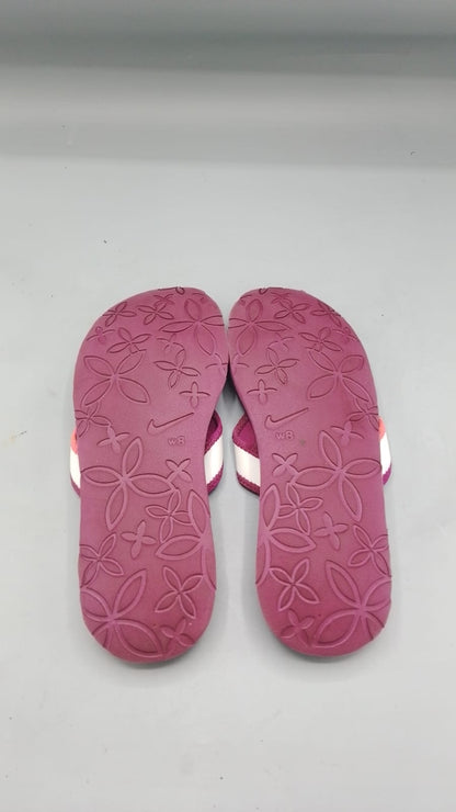 Nike Women’s Celso Thong Sandals