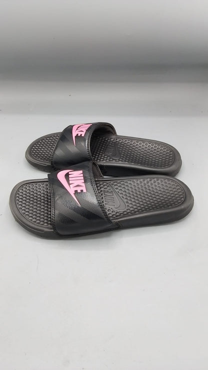 Nike Women’s Benassi JDI Slide Sandals