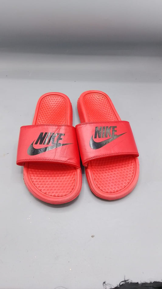 Nike Victori One Slides