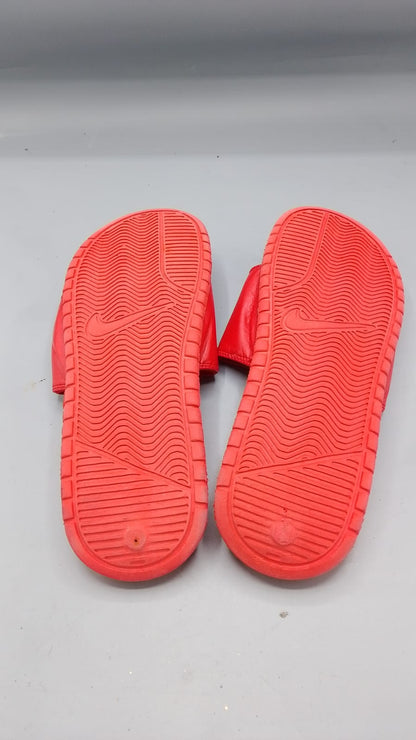 Nike Victori One Slides