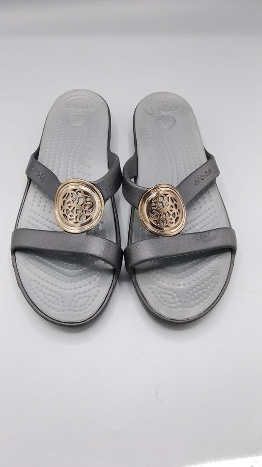Crocs Women’s Sanrah Circle Sandals