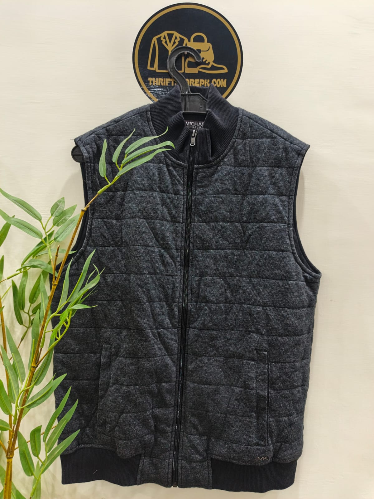 Michael Kors Men's Quilted Zip-Up Vest Charcoal Grey