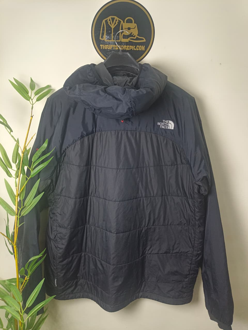 The North Face Summit Series Black Hooded Insulated Jacket – Men’s