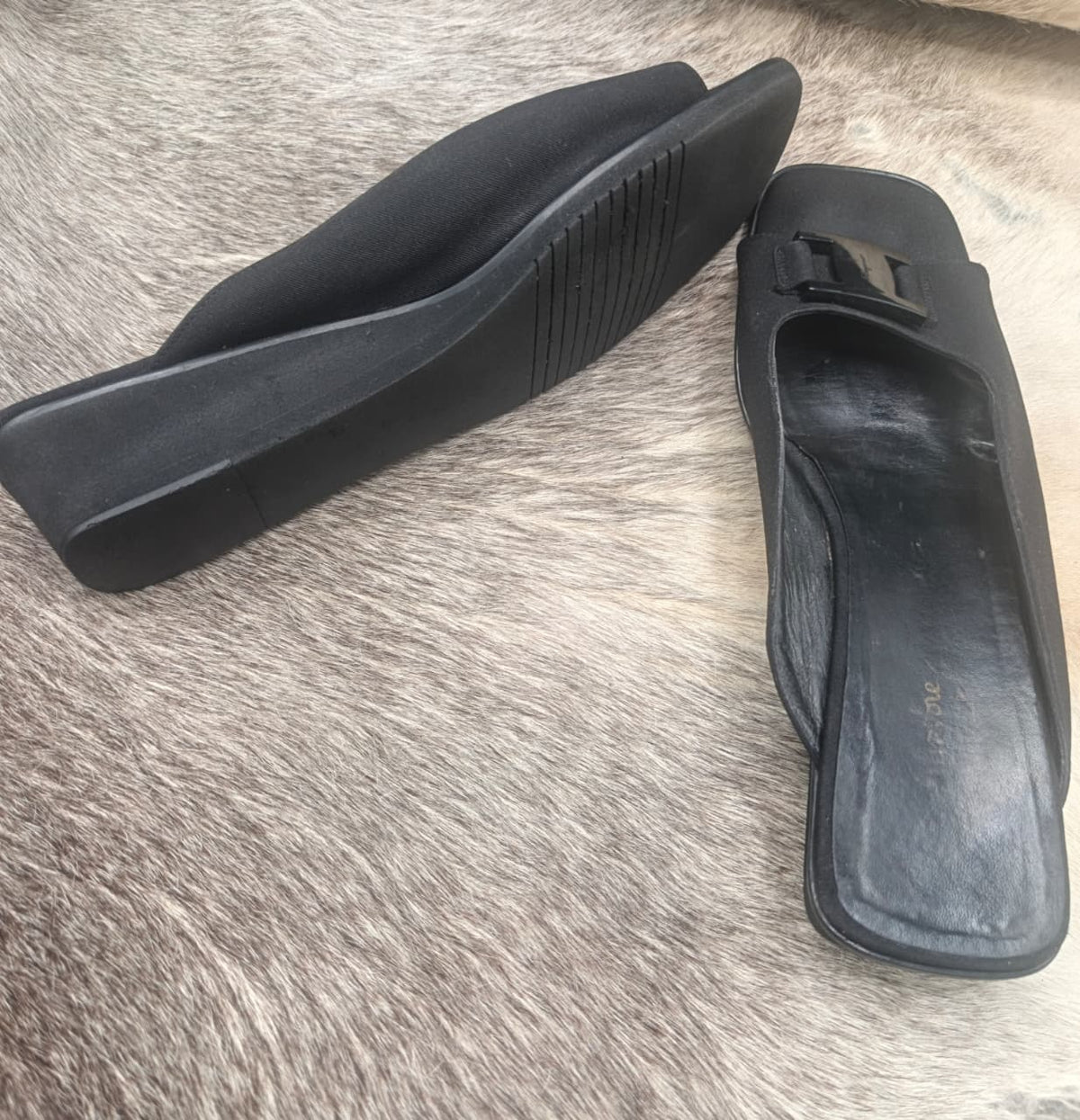 Salvatore Ferragamo Boutique Black Fabric Slide Mules