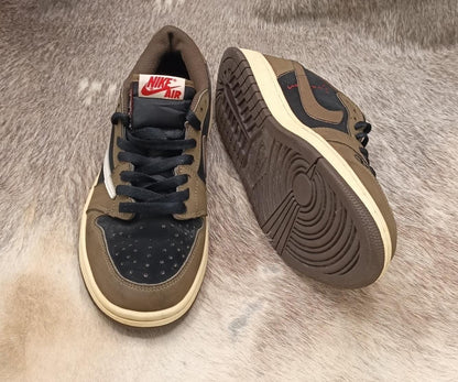 Nike Air Jordan 1 Retro Low OG SP Travis Scott