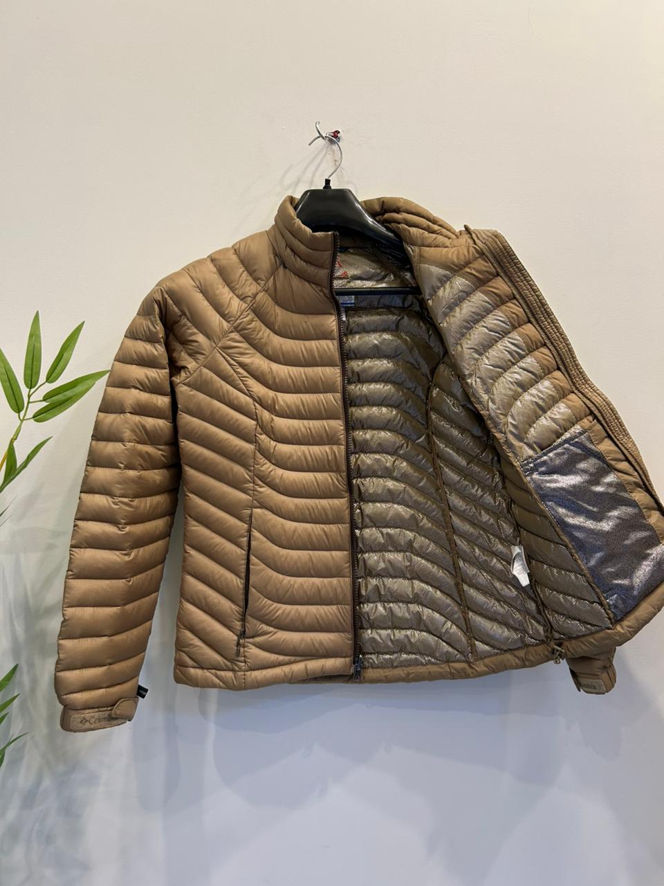 Columbia Women's Lightweight Puffer Jacket